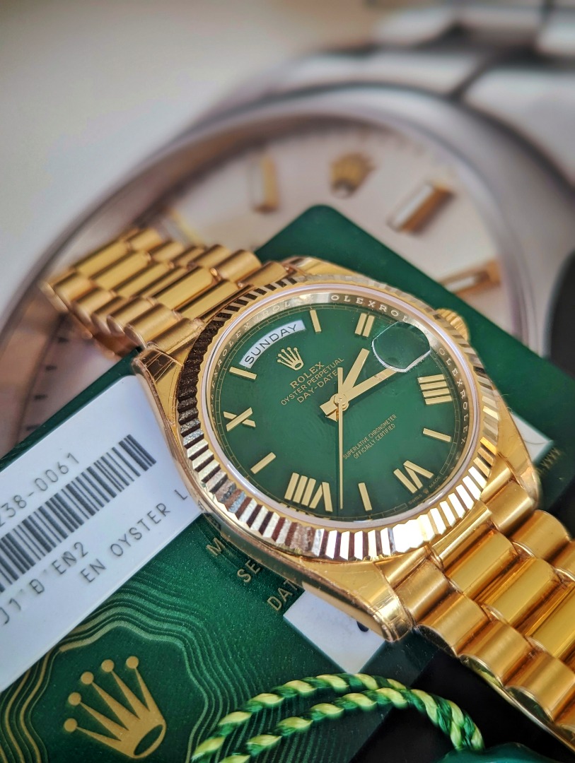 Rolex day date outlet green gold