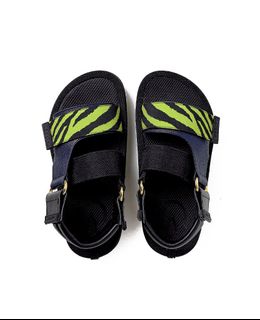 (Kategori: ) berada di . Dikirim oleh rootsrootsss (ID iklan 1225538959, Gambar 1). Deskripsi: .