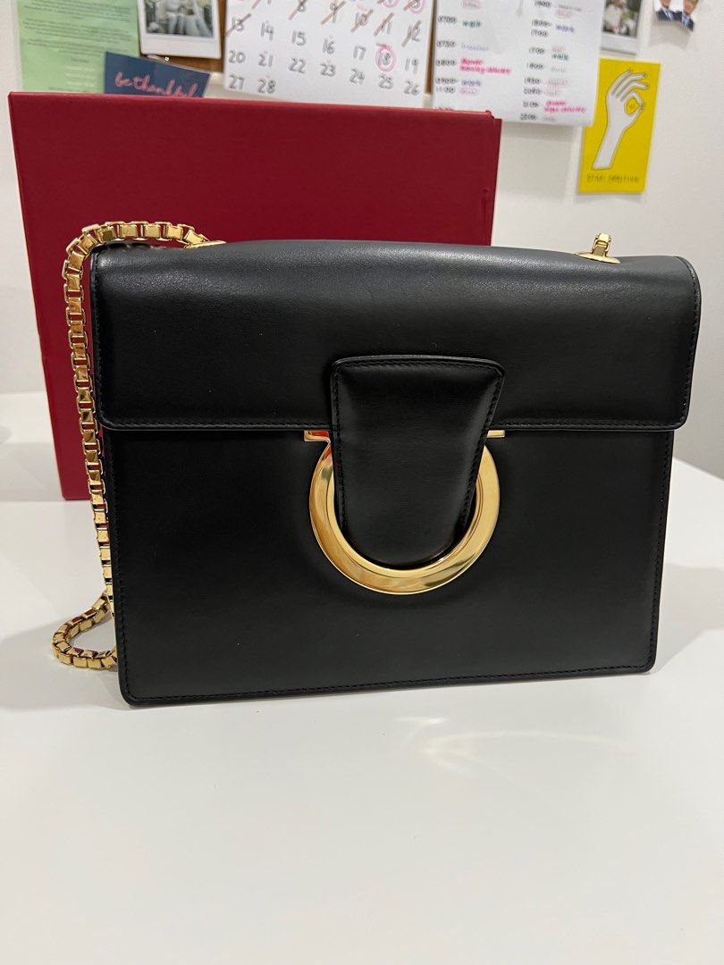 Salvatore ferragamo thalia new arrivals shoulder bag