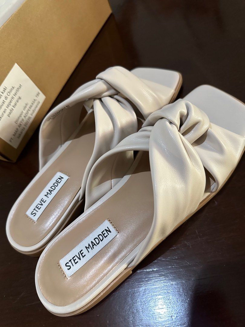 Harga sandal outlet steve madden