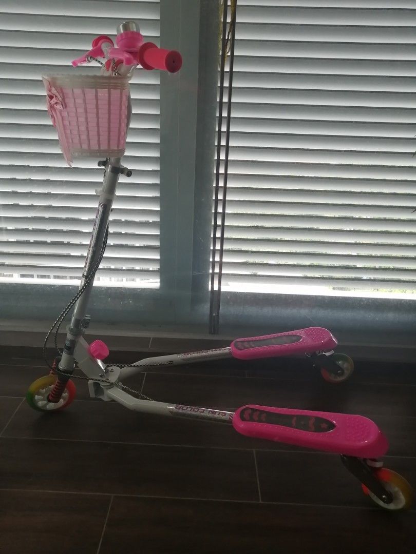 Scissor deals scooter pink