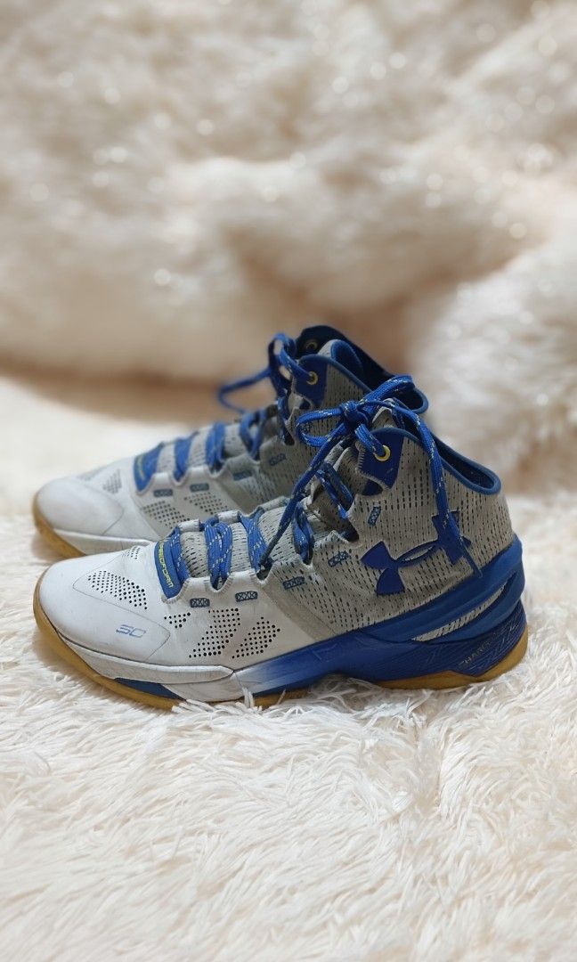 Sepatu basket hotsell under armour original