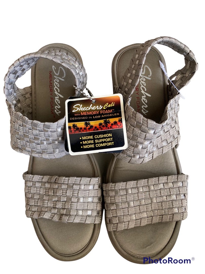Skechers cali online with memory foam