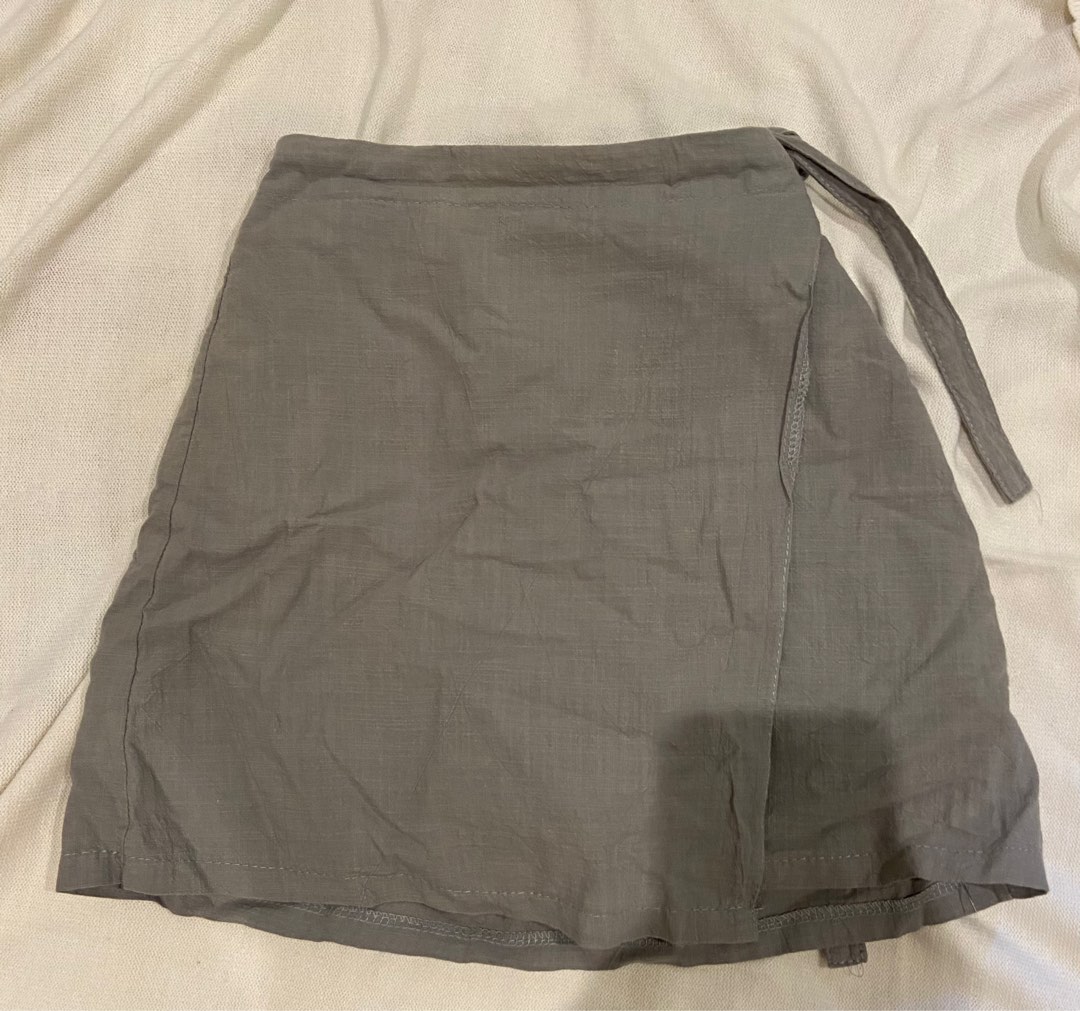 Skort on Carousell