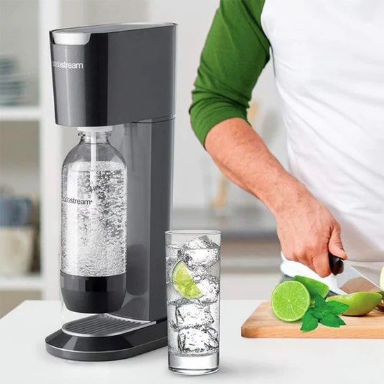 Sodastream Genesis sparkling water maker, TV & Home Appliances, Kitchen