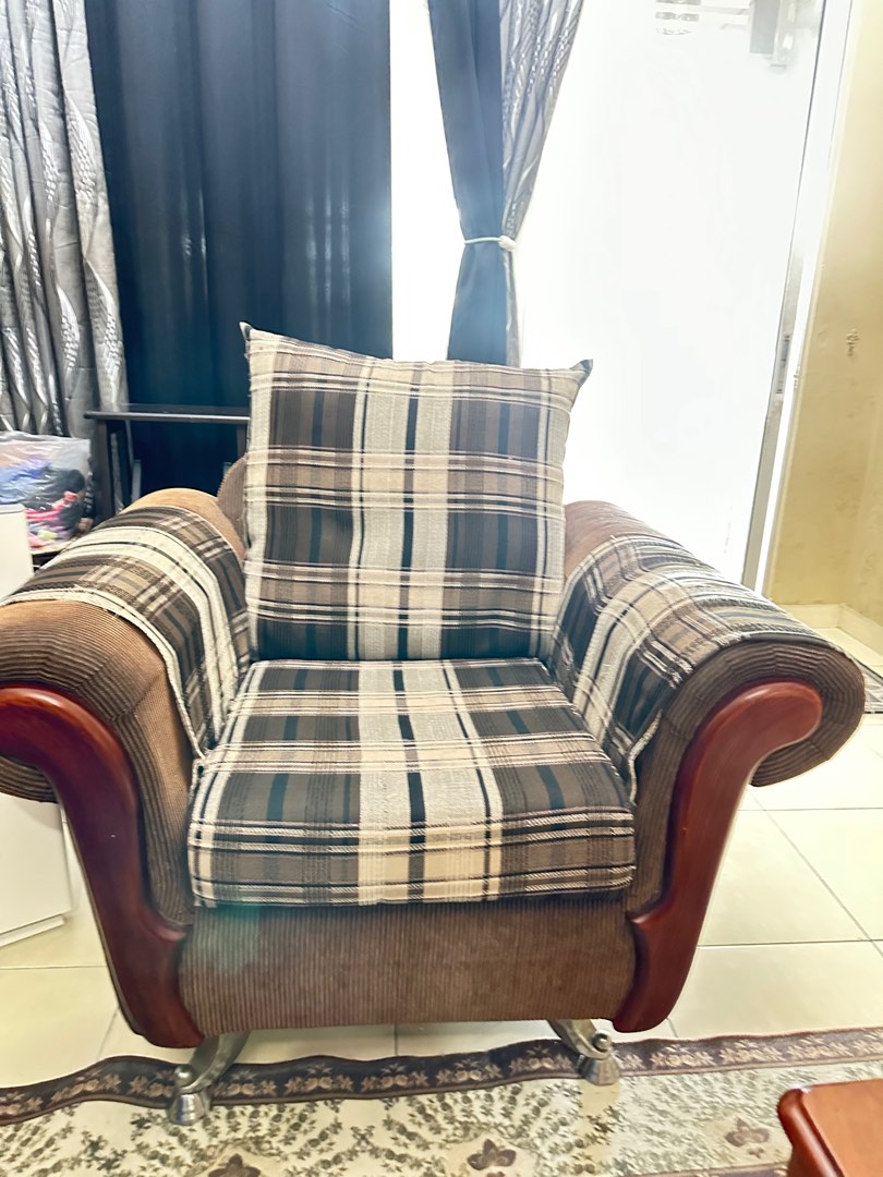 Sofa (self pick up), Furniture & Home Living, Furniture, Sofas on Carousell