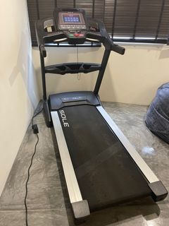 Sole F85 2018/19 treadmill