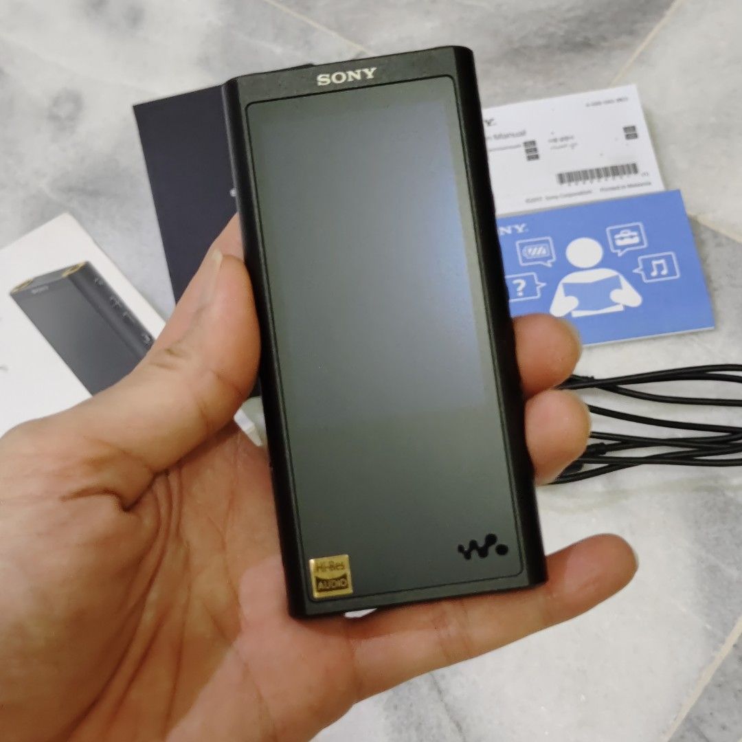 Sony NW-ZX300 Hi-Res Walkman 64GB Digital Music Player, Audio
