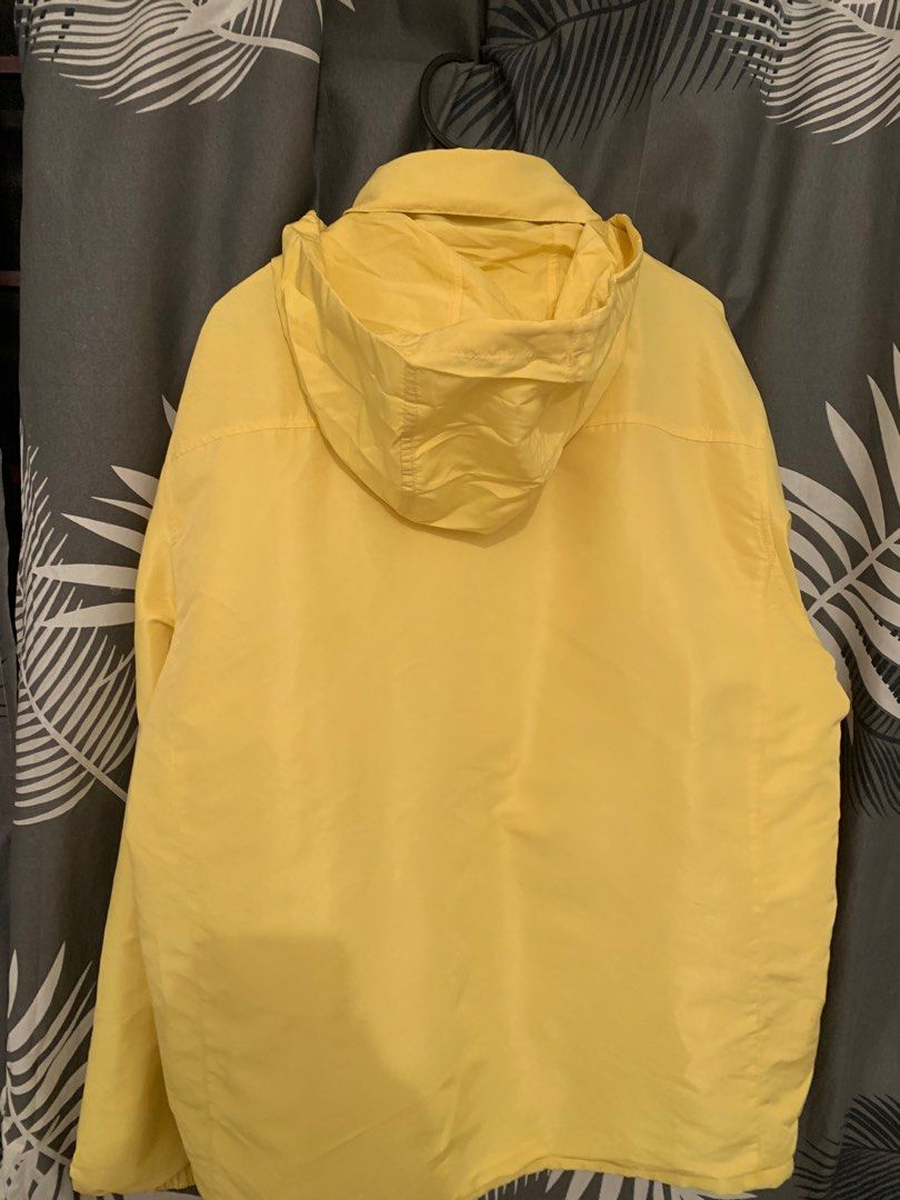 SPALDING WINDBREAKER YELLOW, Men's Fashion, Coats, Jackets and