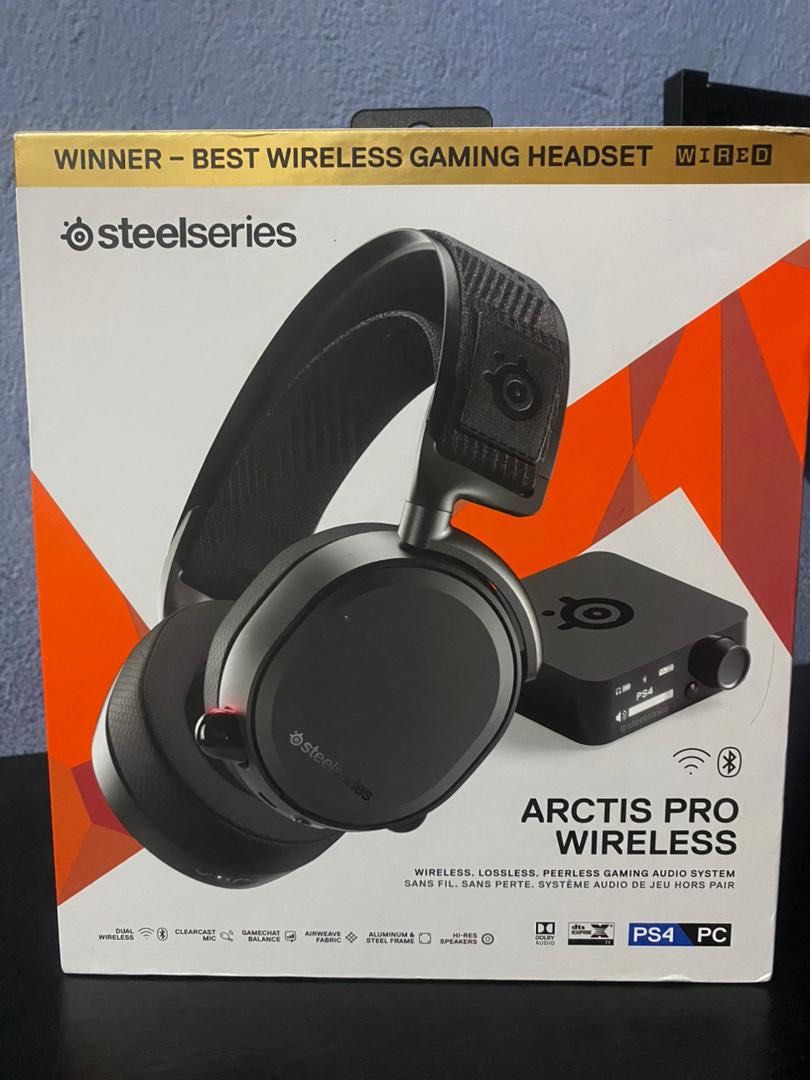 Steelseries Arctis Pro Wireless for sale