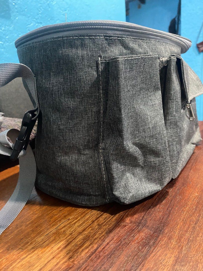 Stroller Bag (Category: Diaper Bags & Wetbags) located in Taguig. Submitted by ceespi (Listing ID 1225529096, Image 2). Description: Baby Stroller Bag Protable Baby Nappy Diaper Bags Multifunctional Nappy Bag Stroller Hanging Nappy Bag Basket Storage Organizer Never been used .