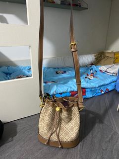 （分類：）位於 。 由 monitamok 提交（商品編號 1225680604，圖片 1）。簡介： 。
