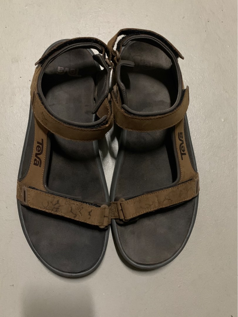 teva sandals nike