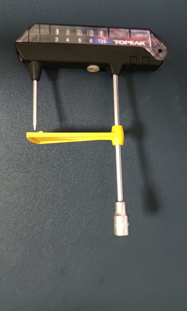 Topeak Torque Wrench & Joe Blow II Sport Pump, Sports Equipment, Bicycles & Parts, Parts