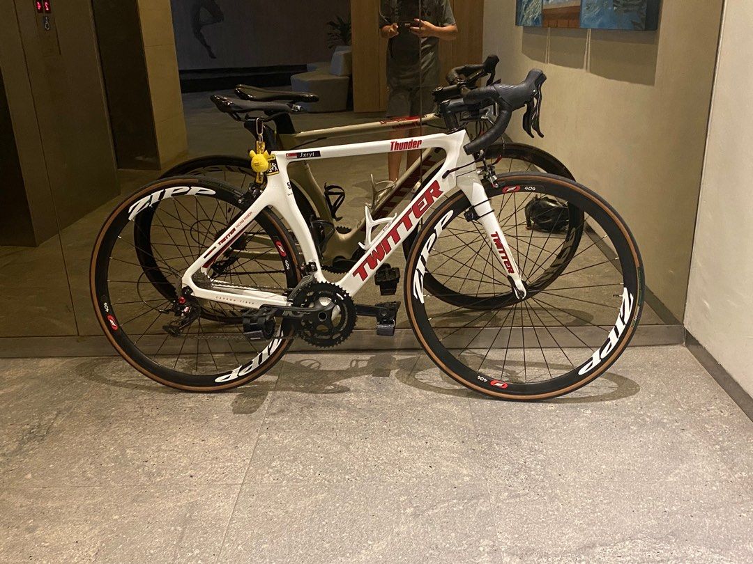 Twitter Thunder Full Carbon Road Bike WTT WITH FIXIE, Sports