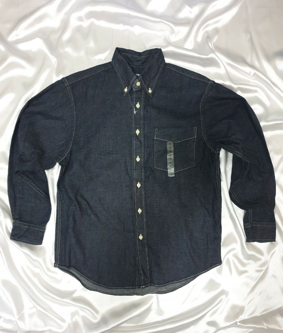 Uniqlo chambray kemeja, Men's Fashion, Tops & Sets, Formal Shirts on