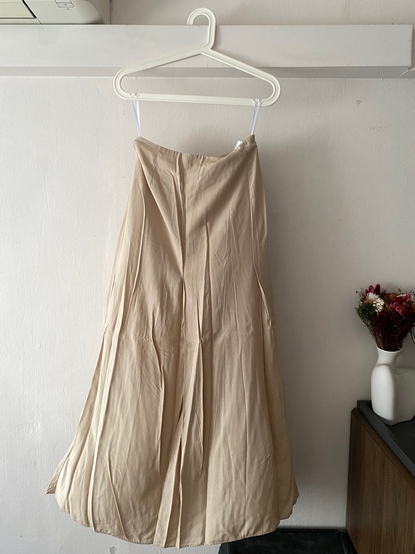 Tazaki Midi Skirt