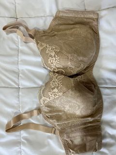(Category: ) located in . Submitted by nora67 (Listing ID 1225522547, Image 1). Description: .