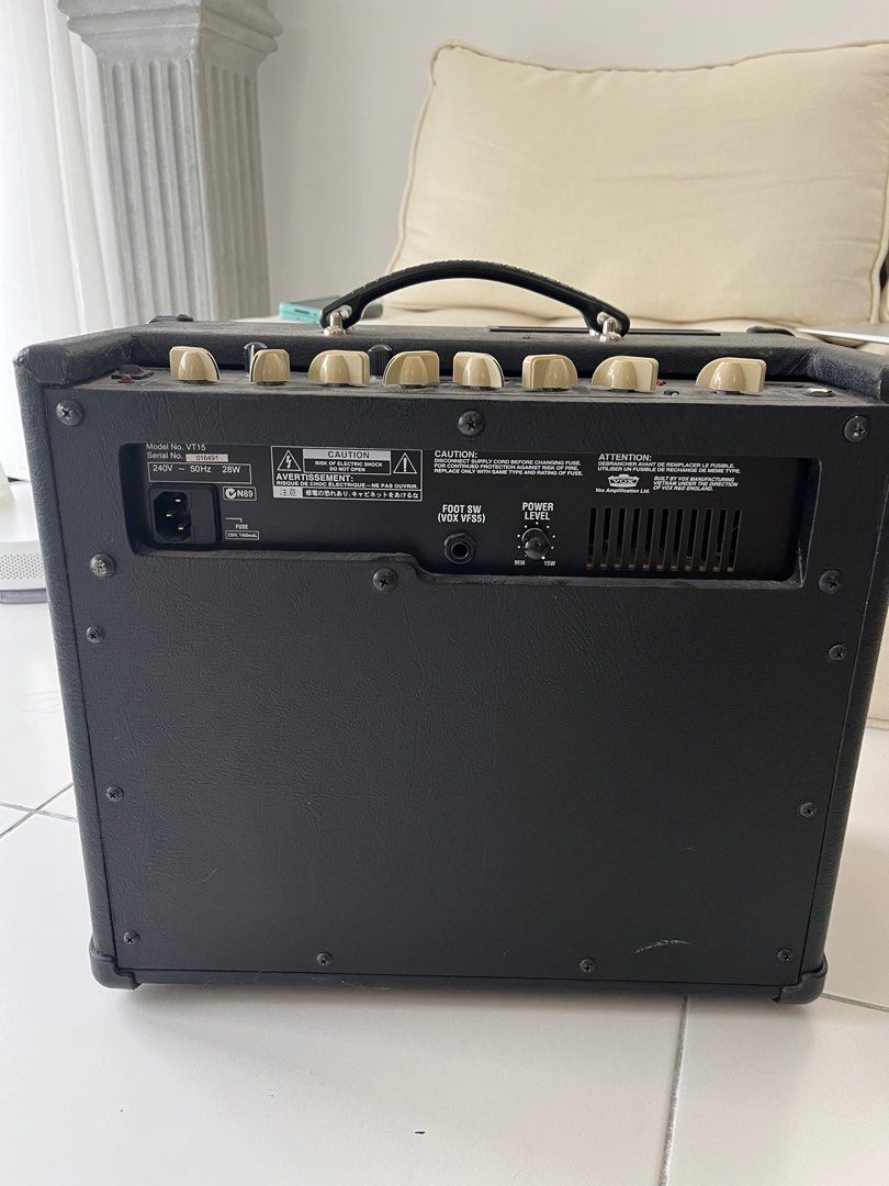 Vox VT15 Amplifier, Hobbies & Toys, Music & Media, Musical Instruments
