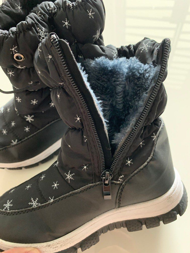 Girls black discount snow boots