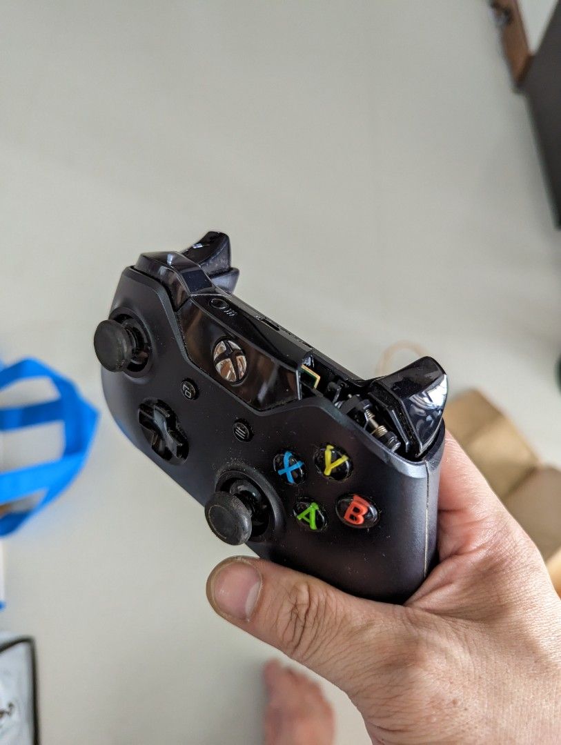 Faulty xbox deals controller