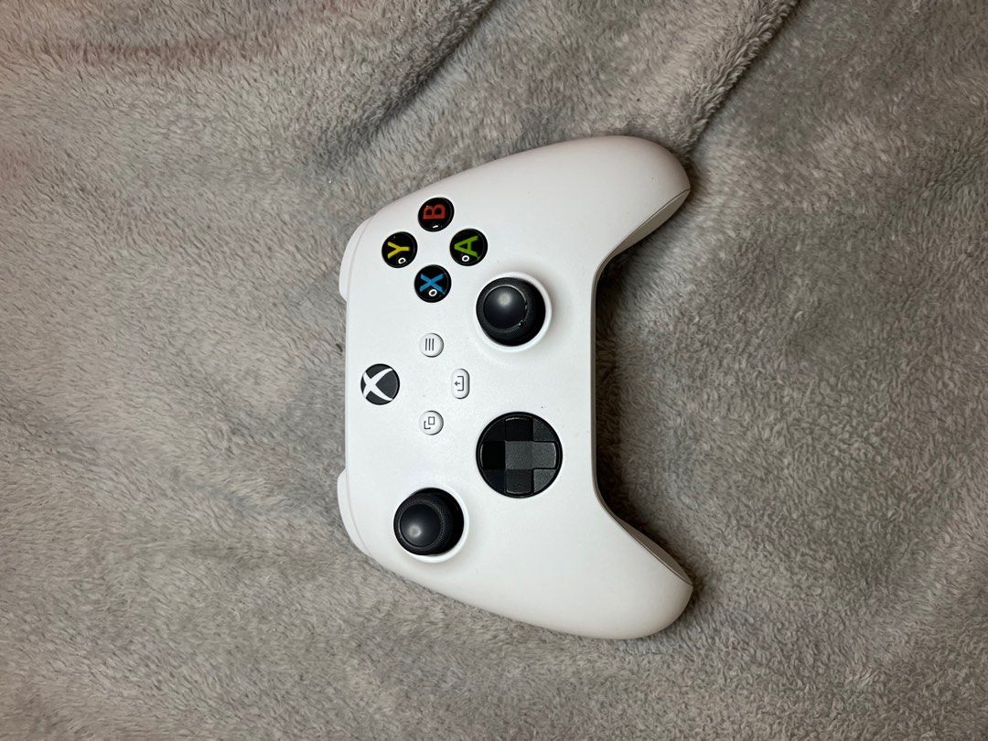 XBOX SERIES S WITH 2 CONTROLLERS & RECHARGE BATTERIES, Video Gaming