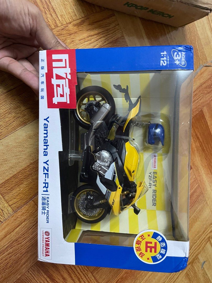 Yamaha r1 cheap toy model