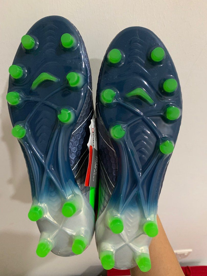 Asics predator hotsell