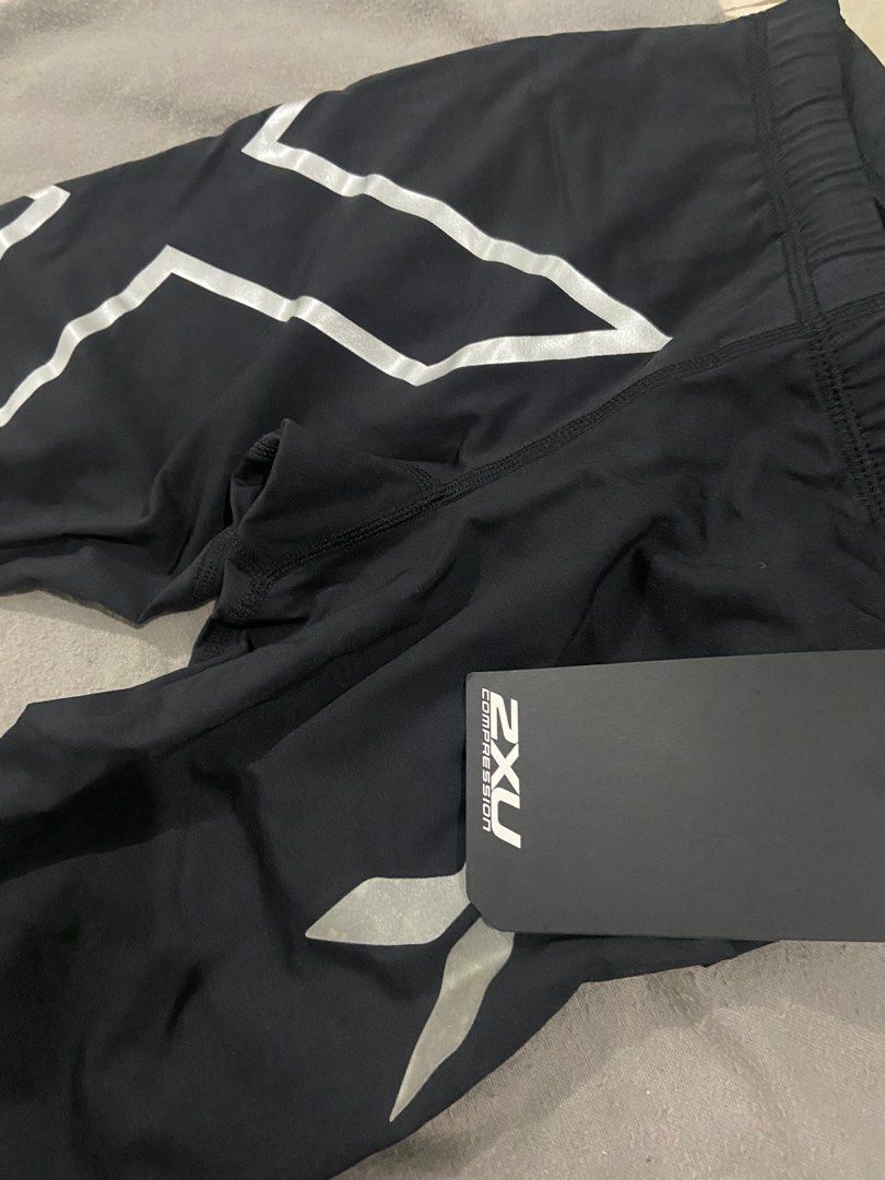 2XU Compression Tights, Women's Fashion, Activewear on Carousell