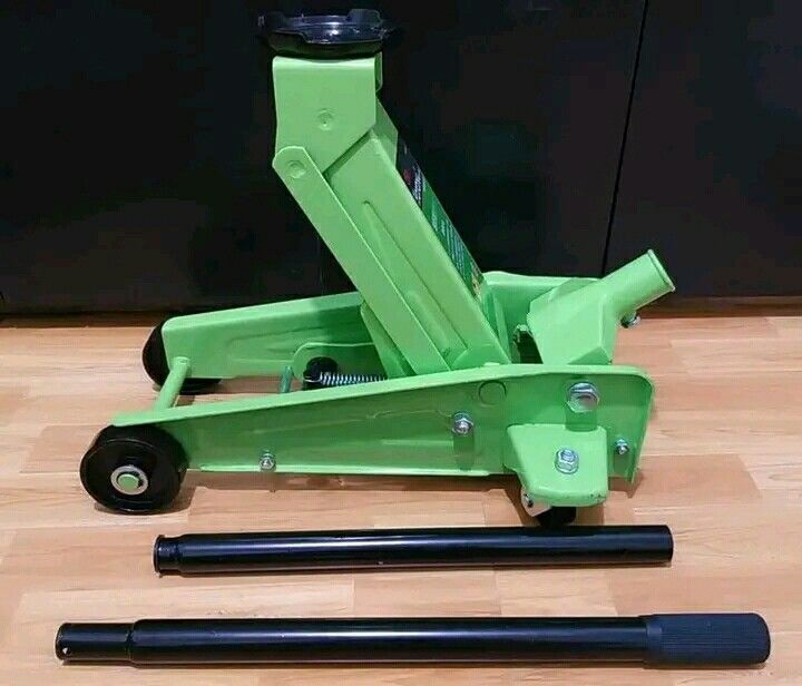 3 Tons Floor Jack, Furniture & Home Living, Home Improvement