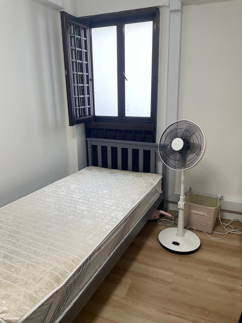 (Category: ) located in . Submitted by yijun83 (Listing ID 1229534215, Image 1). Description: .