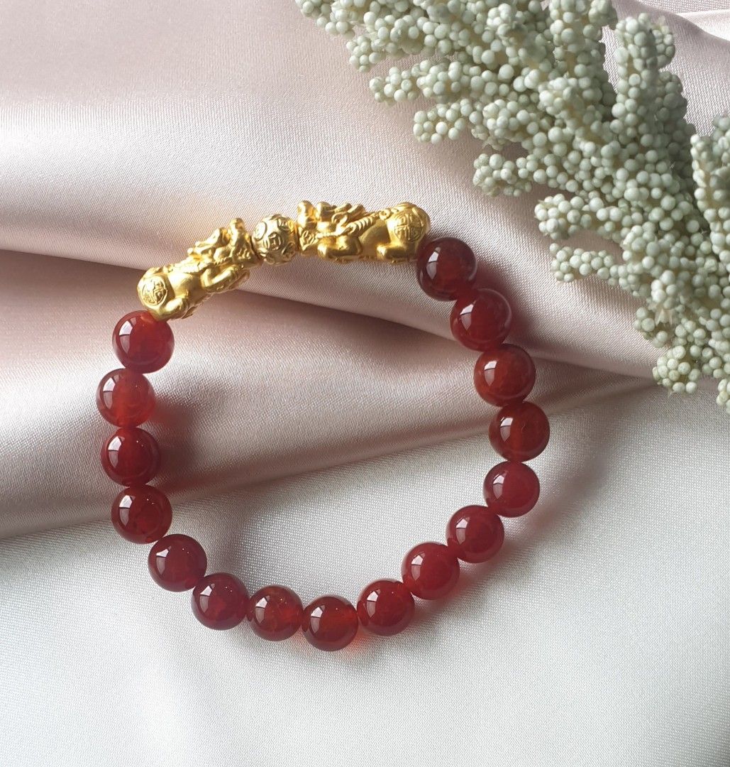 942 Red Dragon Vein Agate with Double S999 Silver Gold Plated Pixiu and Chinese Coin Ball Charm Bracelet