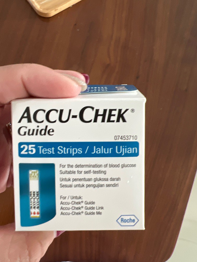 AccuChek Guide test stripes to bless, Health & Nutrition, Medical