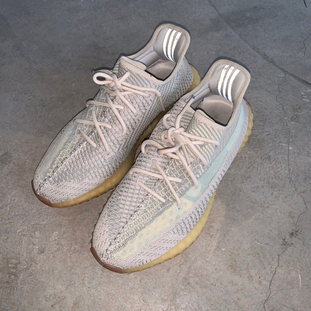 Adidas yeezy 350 v2 citrin, Fesyen Pria, Sepatu , Sneakers di Carousell