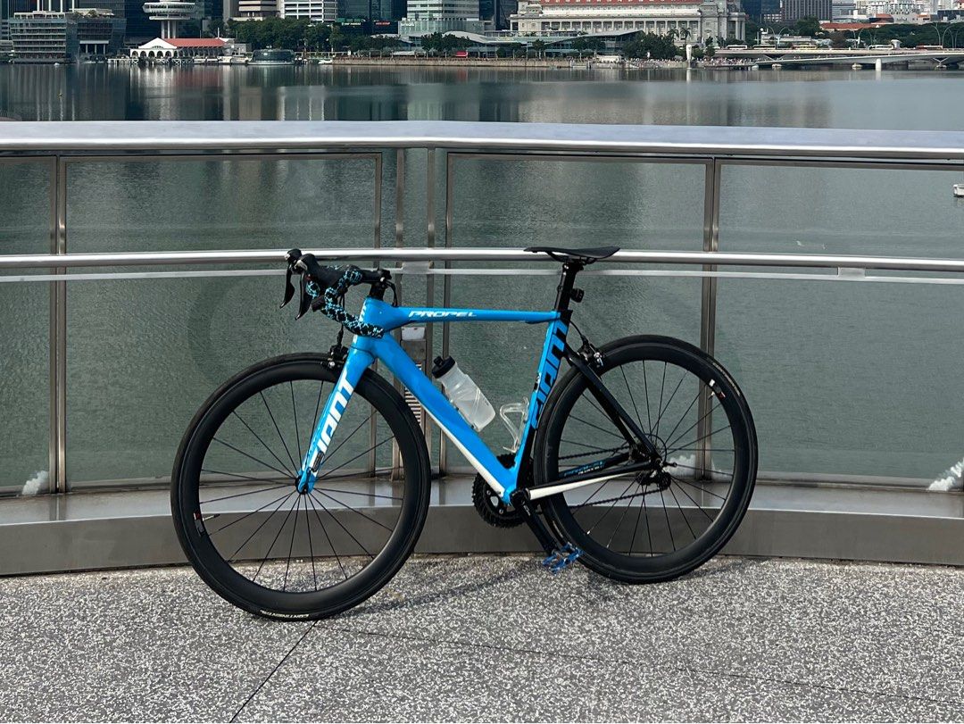 AN AERO BIKE, MORE LIKE A ROAD BIKE - Road Bike Action