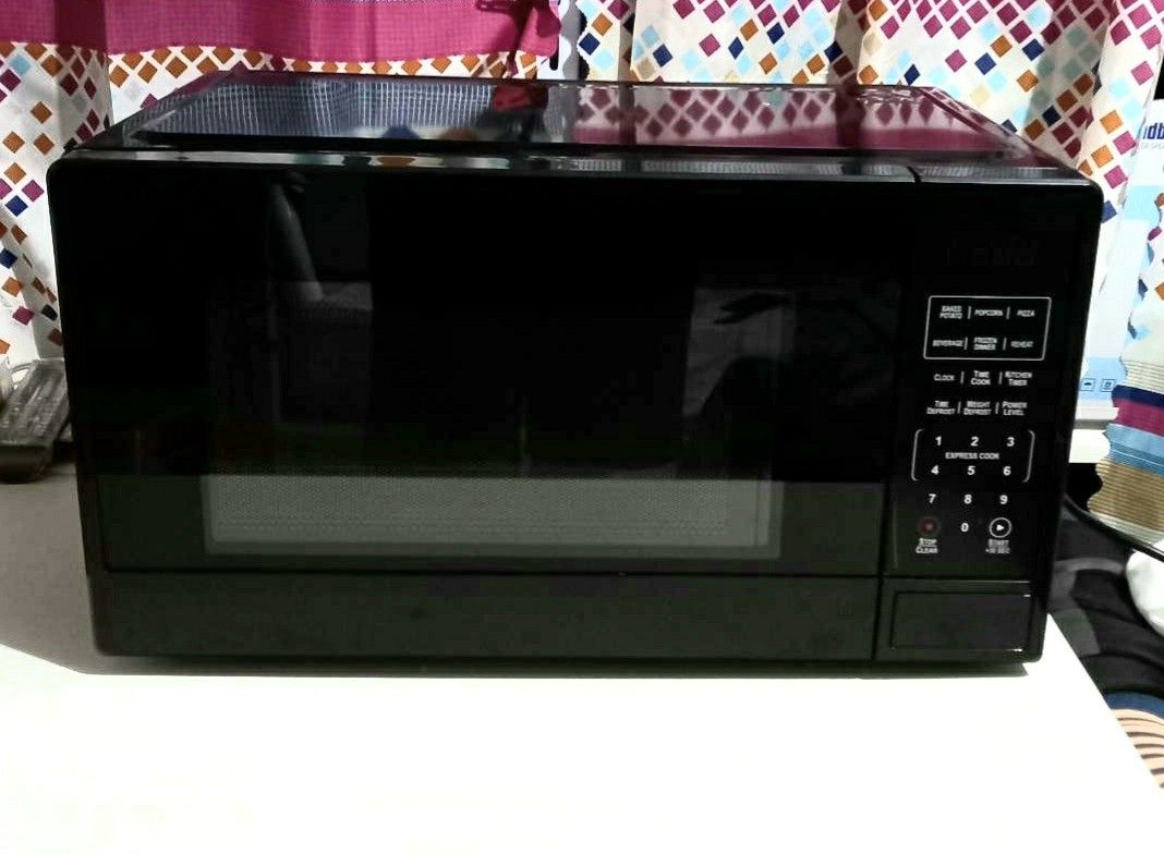 ANKO MICROWAVE OVEN 25 LITERS, TV & Home Appliances, Kitchen Appliances