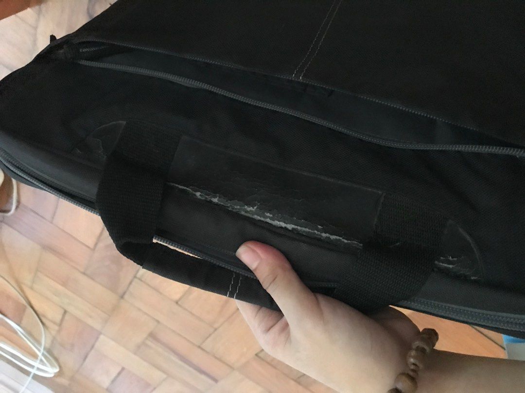 Authentic Asus Laptop bag (Category: Laptop Bags & Sleeves) located in Las Pinas. Submitted by reneemsmla (Listing ID 1229479476, Image 3). Description: RFS: Decluttering •see photos for flaws •intact interior- no flaws •exterior has tarnish especially on the leather part but other than that no other flaws • with bag strap included •can fit up to 16” laptop .