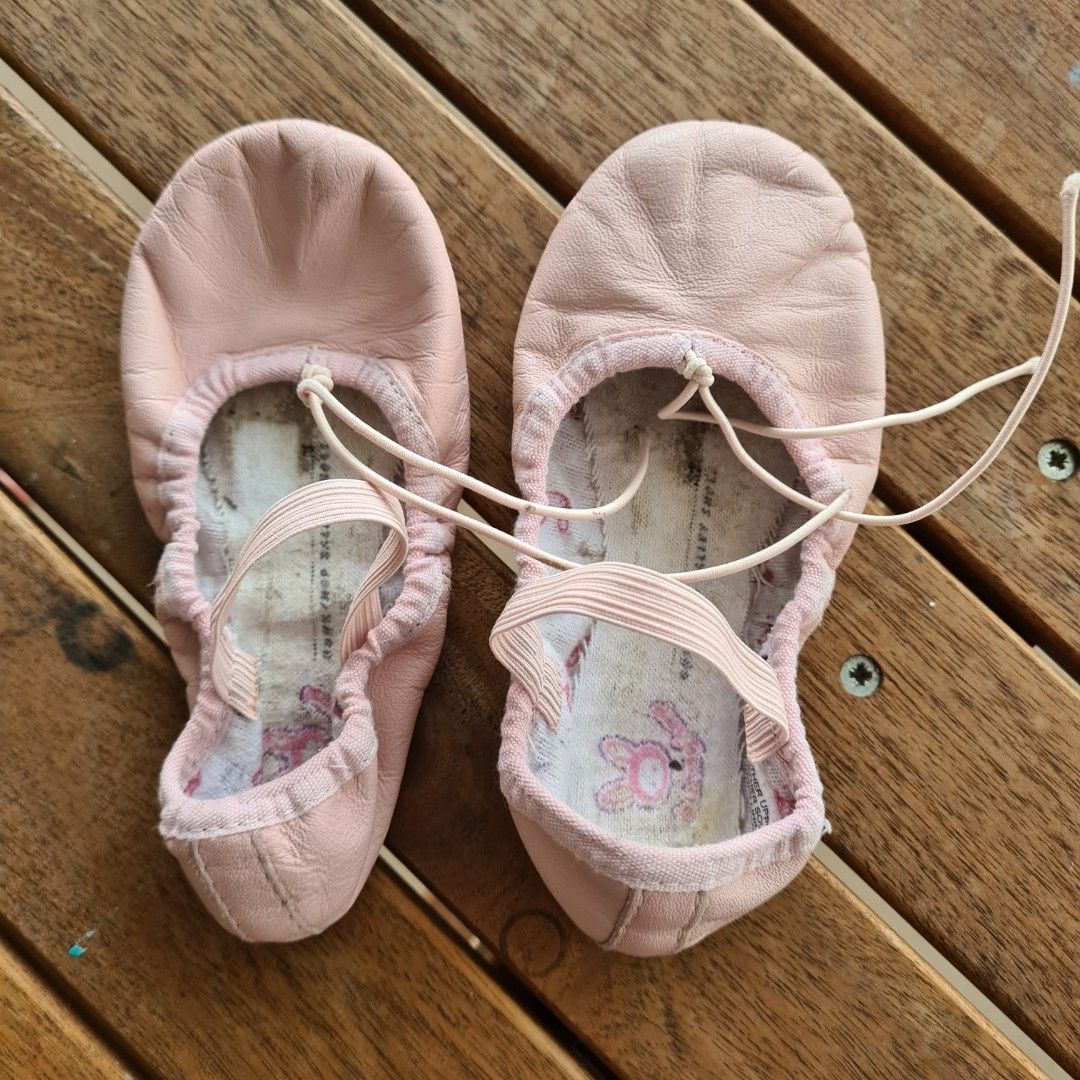 Bloch Ballet Soft Shoes Full Sole 9.5D Babies Kids Babies