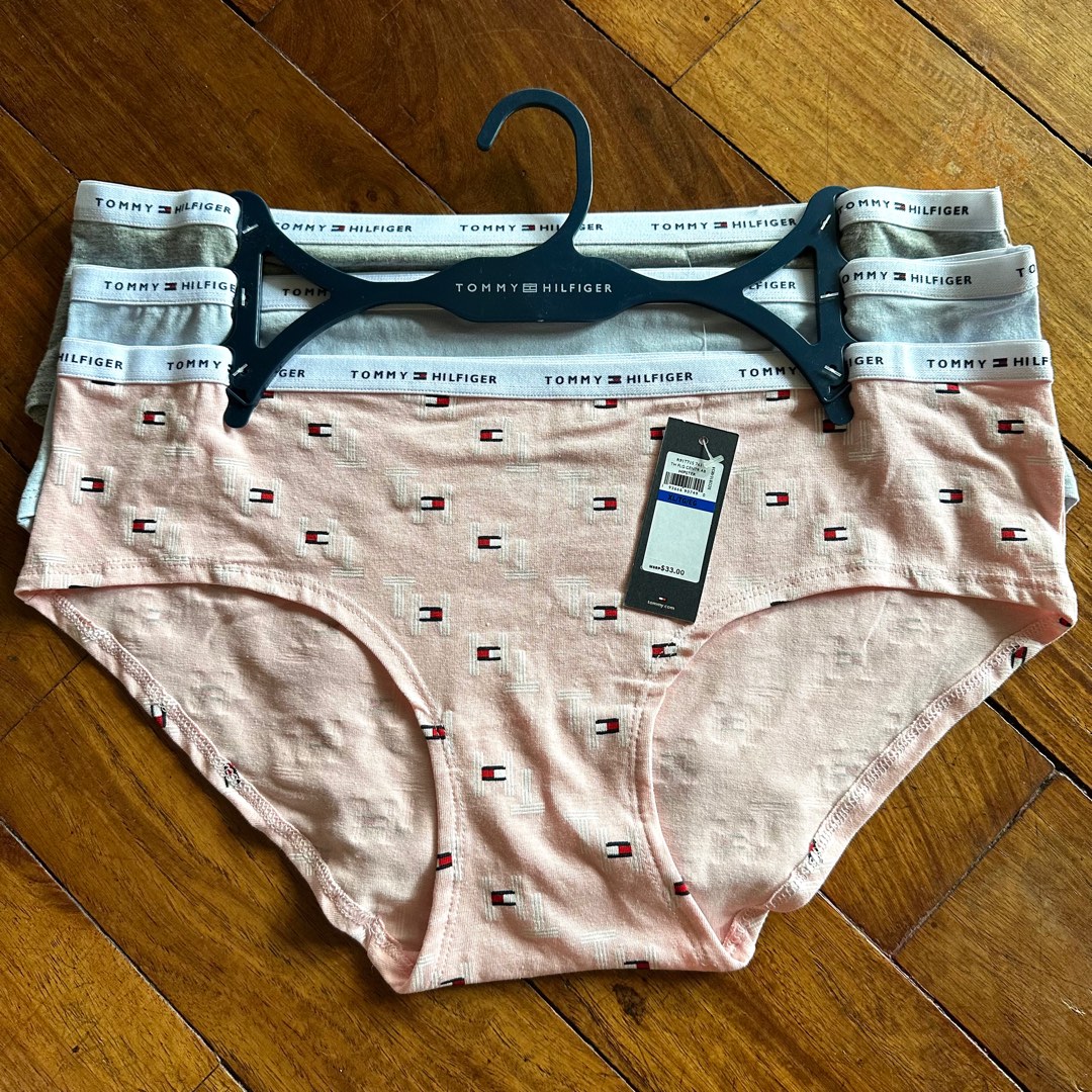 Hanes Comfortsoft Stretch Boxer Brief for Women (pack of 3), Women's  Fashion, Undergarments & Loungewear on Carousell