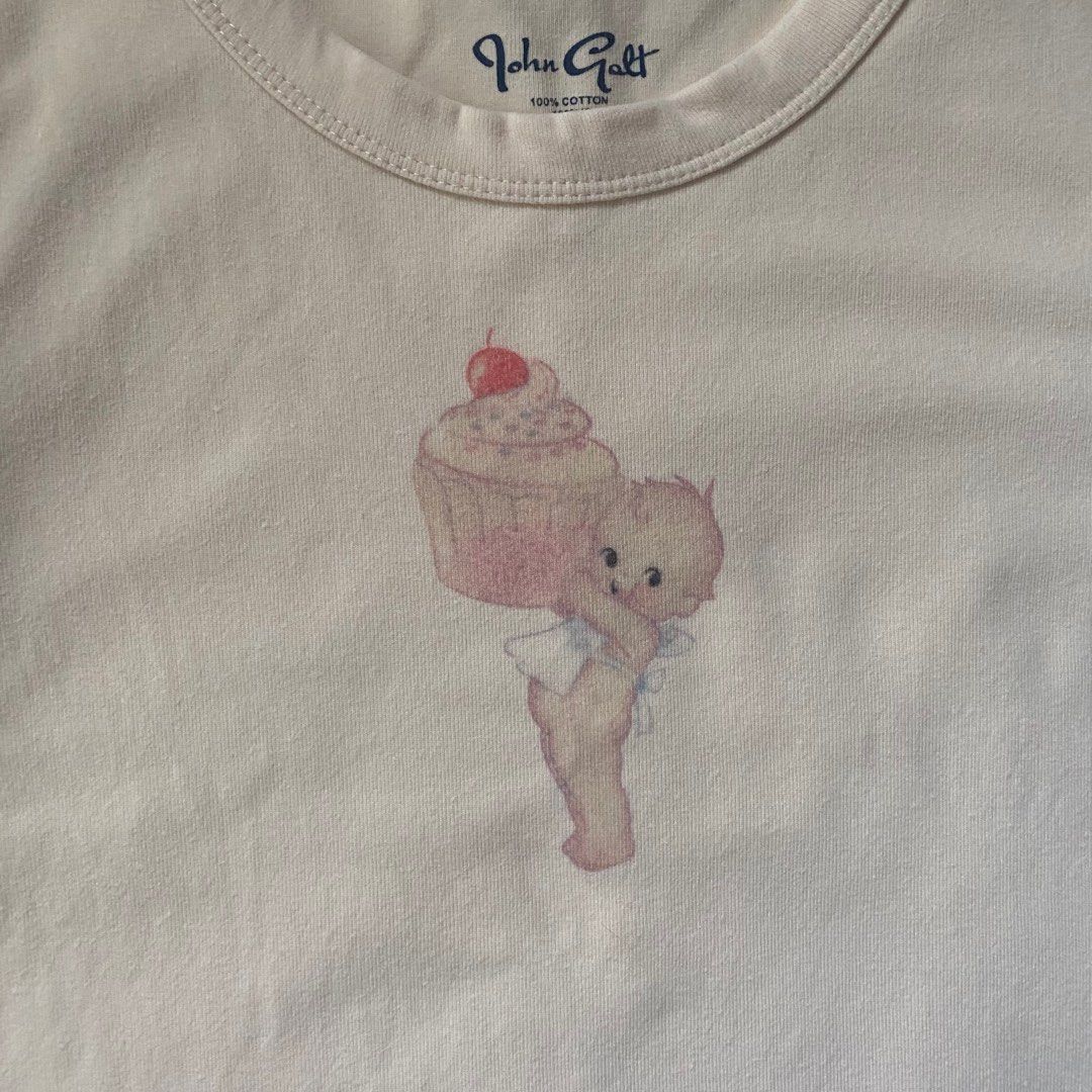 Brandy Melville Cherub ashlyn top (Category: Blouses) located in Cavite. Submitted by yang233 (Listing ID 1229409469, Image 3). Description: Not stretched/No loose threads Super soft fabric I can send more pics just send me a message😊 worn twice only don’t like how it fits on my chest part mop: gcash/union or security bank mod:direct j&t/ggx, shopee check out (at ur own risk) .