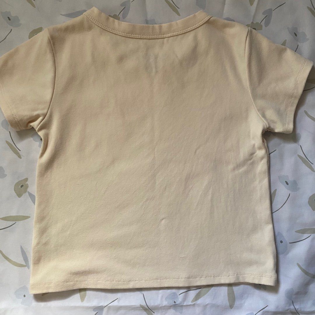 Brandy Melville Cherub ashlyn top (Category: Blouses) located in Cavite. Submitted by yang233 (Listing ID 1229409469, Image 2). Description: Not stretched/No loose threads Super soft fabric I can send more pics just send me a message😊 worn twice only don’t like how it fits on my chest part mop: gcash/union or security bank mod:direct j&t/ggx, shopee check out (at ur own risk) .