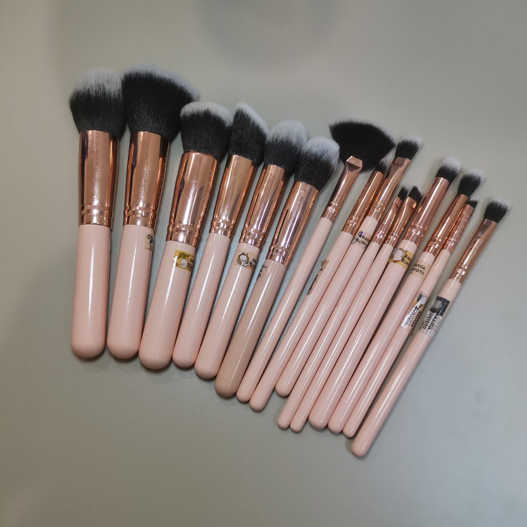 Aeris Brush Set Kesehatan Kecantikan Rias Wajah Di Carousell