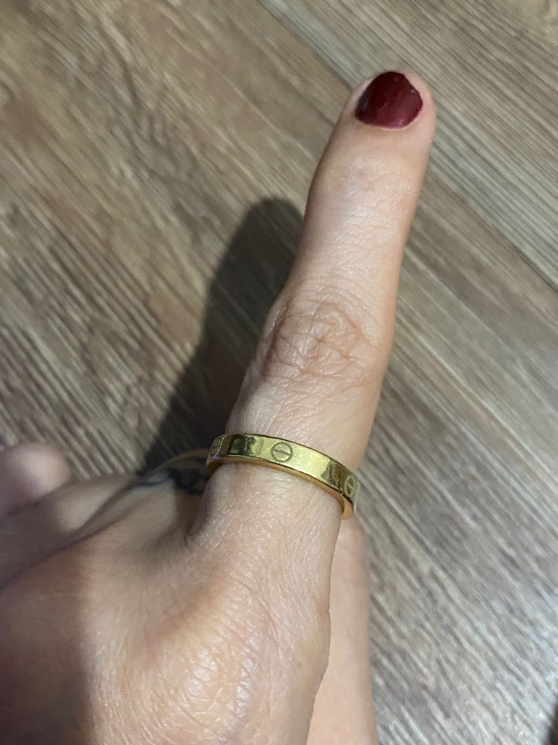 Cartier Ring with Markings au750 size 5 in 18k pawnable gold