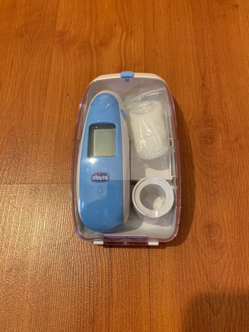 Chicco ear thermometer with disposable plastics (for hygiene) on Carousell