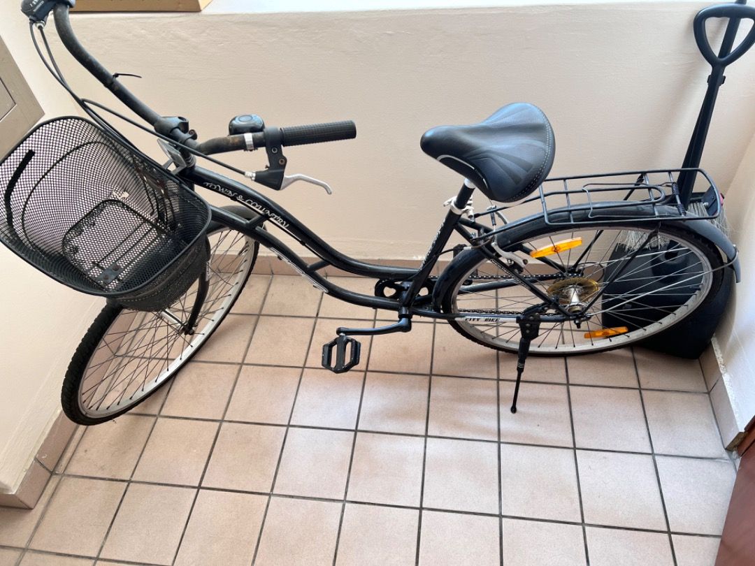 Tiger town shop and country bike