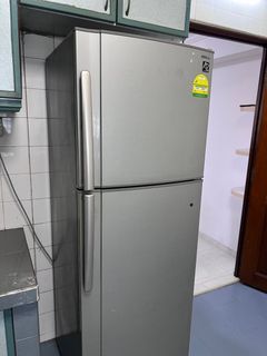 Clean and odor free - fridge