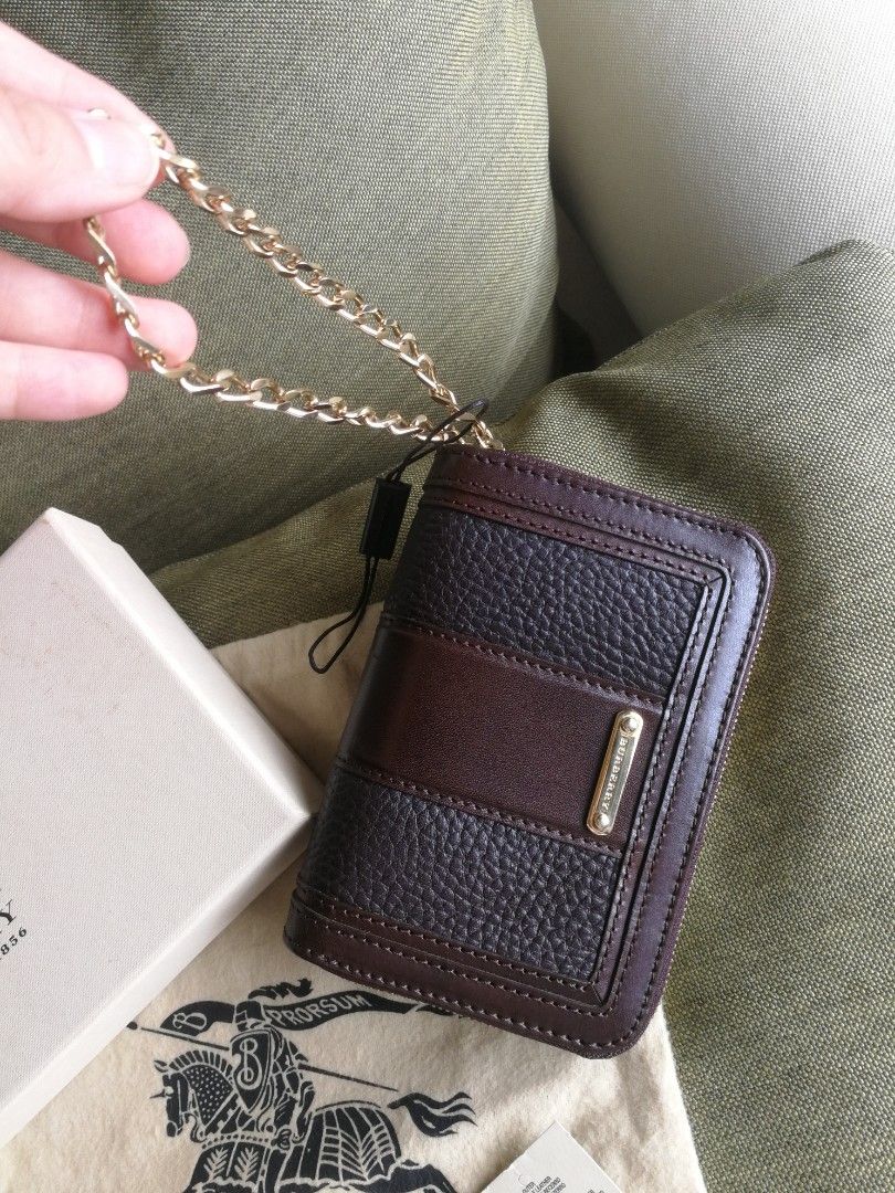 Burberry store wrist wallet