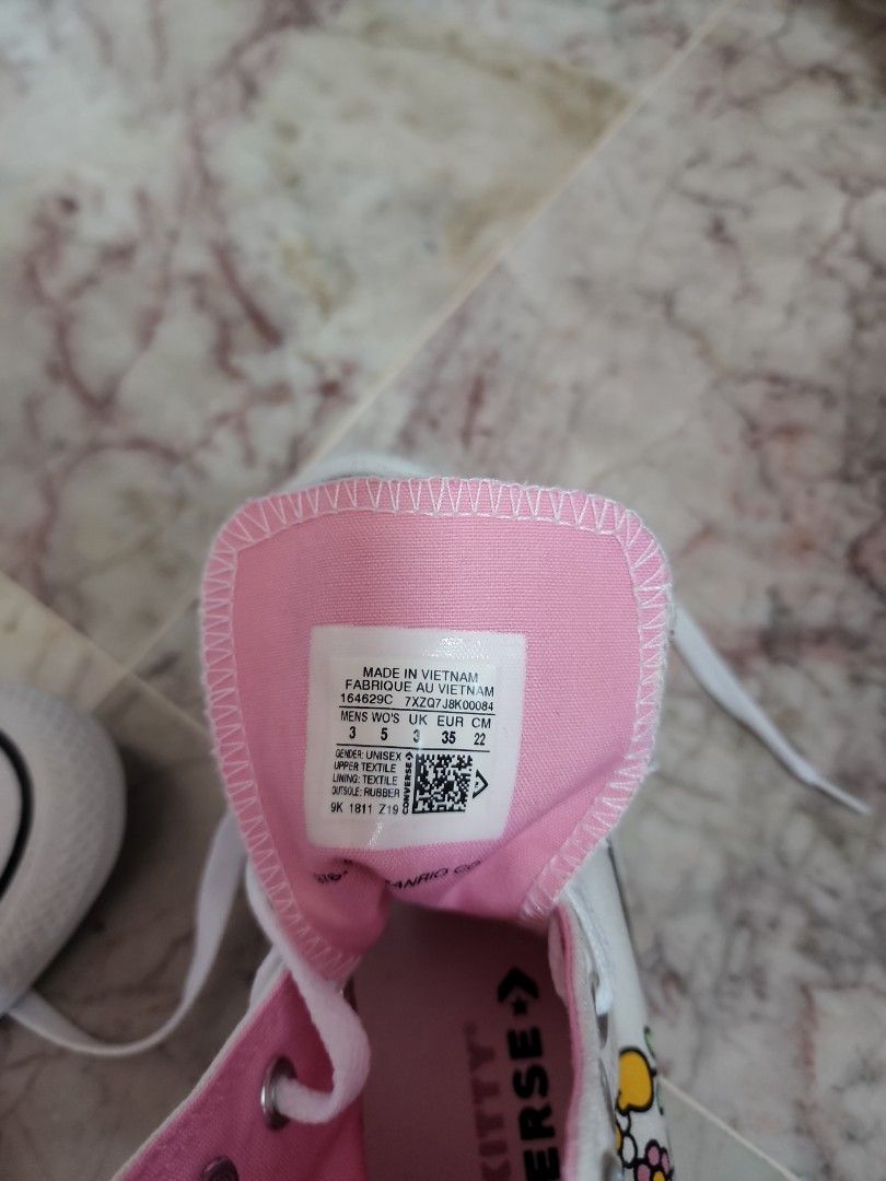 Converse hello kitty vietnam hotsell