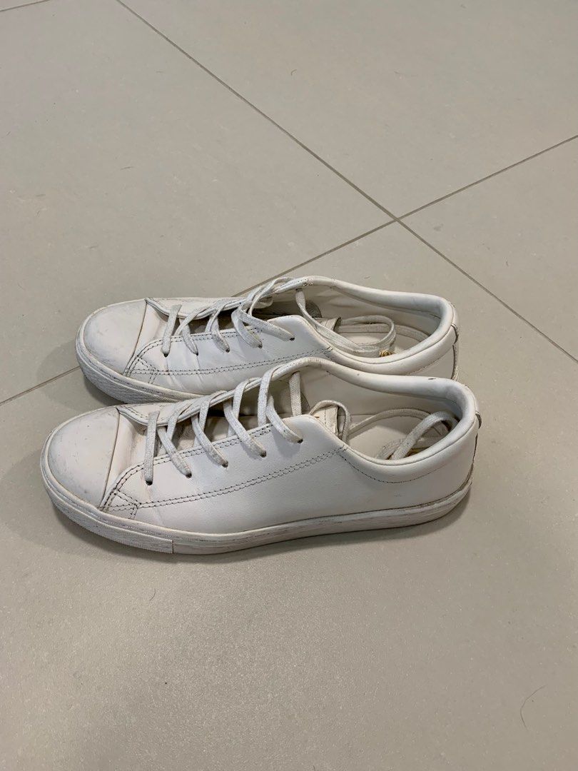 Converse white deals leather 5