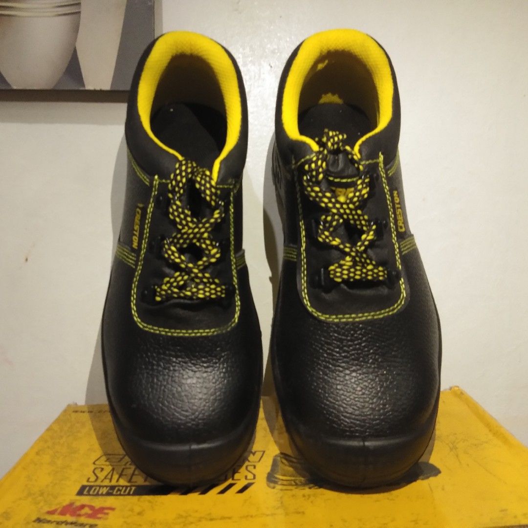 CRESTON SAFETY SHOES LOW CUT, Commercial & Industrial, Construction ...